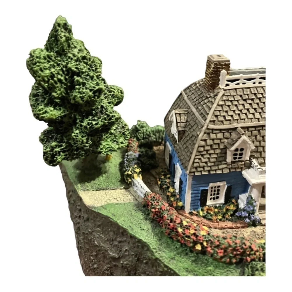 Danbury Mint Fishermans Cove Colin Gough Fishing Village Sculpture Display item